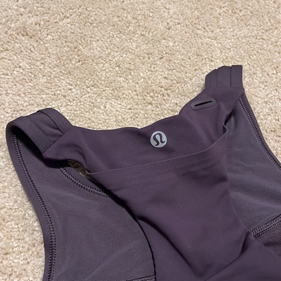 Lululemon Final Lap Tank - Picture 3 of 6